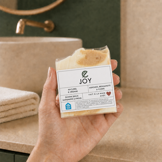 Savon ORÉRA JOY aux agrumes et bergamote, éco-luxe naturel, soins artisanaux québécois, sans cruauté, fabriqué au Québec.