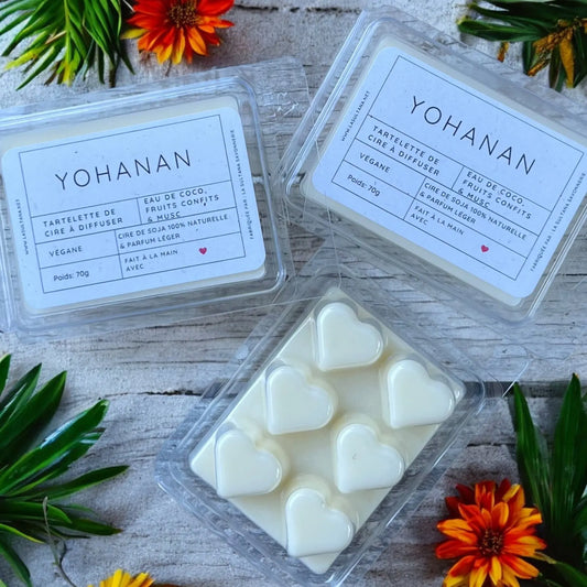 Fondant de cire YOHANAN fruits confits, coeur blanc, éco-luxe naturel, fabriqué au Québec, sans cruauté.