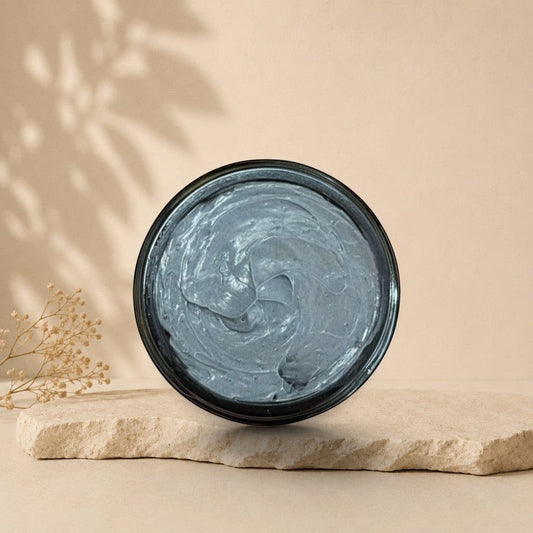 Masque visage purifiant charbon et camomille ORÉRA pot noir éco-luxe naturel fabriqué au Québec sans cruauté.