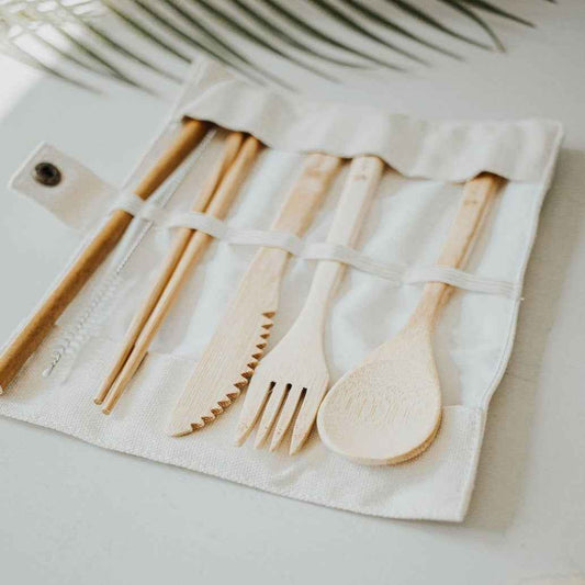 Set de couverts de voyage en bambou avec étui