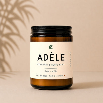 Bougie de soya ADÈLE cannelle et sucre brun en verre ambré, ORÉRA éco-luxe naturel, fabriqué au Québec, produits artisanaux.