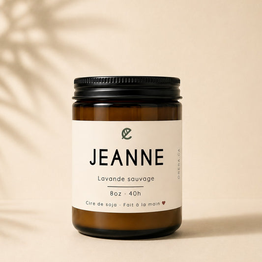 Bougie ORÉRA en verre ambré, cire de soya, parfum lavande sauvage, éco-luxe naturel, fabriqué au Québec, sans cruauté.