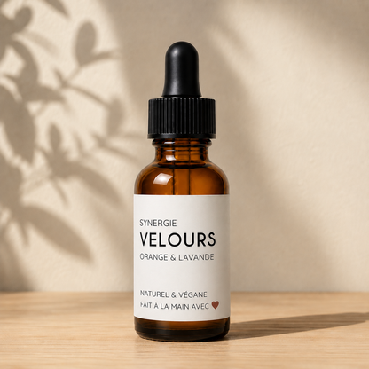 Flacon en verre brun ORÉRA Synergie Velours éco-luxe naturel, soins artisanaux québécois, sans cruauté.