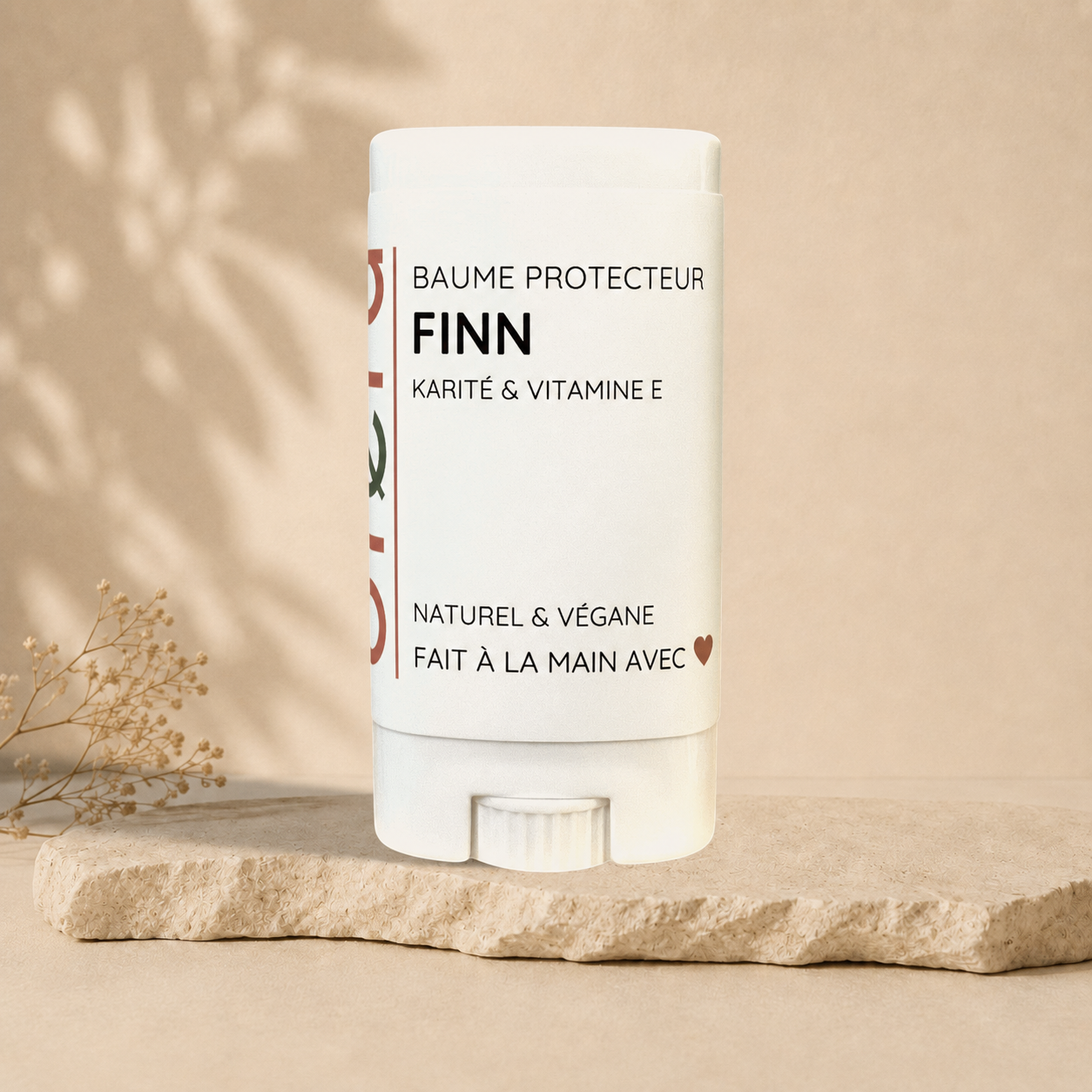 Bâton protecteur FINN ORÉRA éco-luxe naturel, karité et vitamine E, fabriqué au Québec, soins naturels sans cruauté.