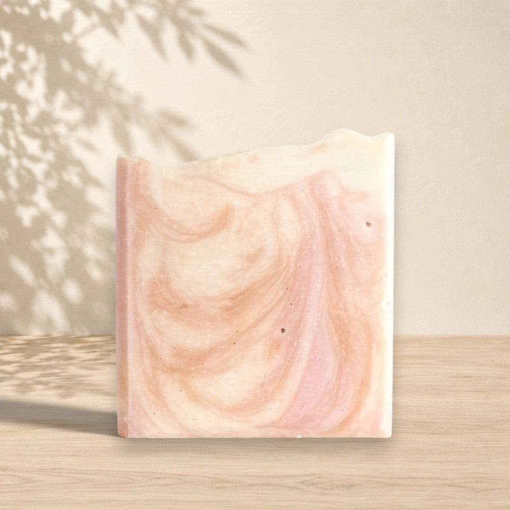 Savon exfoliant marbré pêche et lait de coco, ORÉRA éco-luxe naturel québécois sans cruauté.