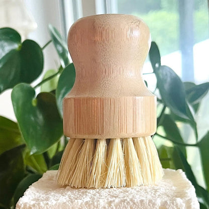 Brosse à vaisselle en bambou ORÉRA, éco-luxe naturel, produits artisanaux québécois, sans cruauté, fabriqué au Québec.