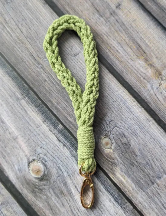 Porte-clé crochet vert matcha ORÉRA éco-luxe naturel fabriqué au Québec sans cruauté.