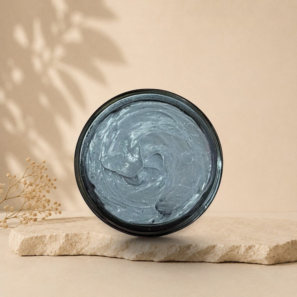 Masque visage purifiant charbon et camomille ORÉRA pot noir éco-luxe naturel fabriqué au Québec sans cruauté.