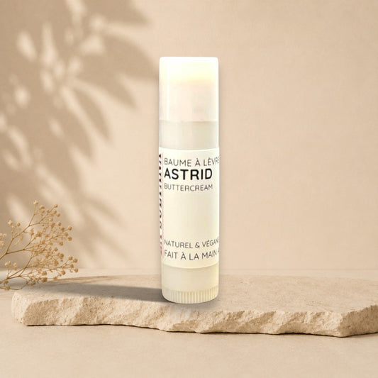 Baume à lèvres ORÉRA crème au beurre, éco-luxe naturel, fabriqué au Québec, soins naturels sans cruauté.