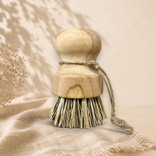 Brosse à vaisselle en bambou ORÉRA éco-luxe naturel, fabriqué au Québec, sans cruauté, produits artisanaux québécois.