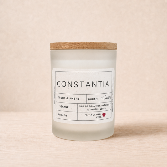 Bougie cèdre et ambre 7oz ORÉRA, éco-luxe naturel, fabriquée au Québec, sans cruauté.