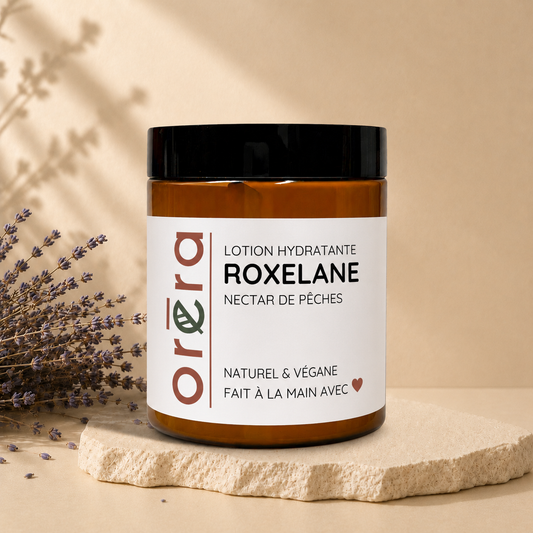 Pot en verre ambré de lotion hydratante ORÉRA Roxelane nectar de pêches, soins naturels éco-luxe fabriqué au Québec sans.